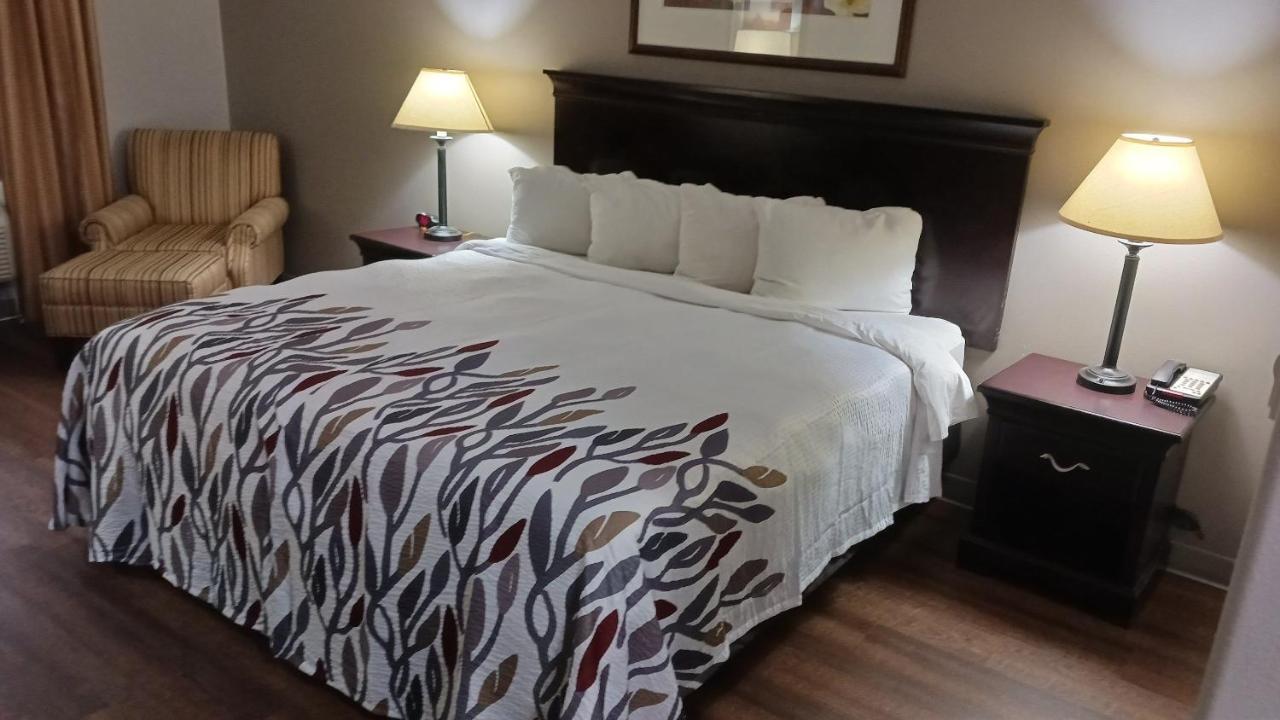 Red Roof Inn & Suites Μίντλαντ Εξωτερικό φωτογραφία